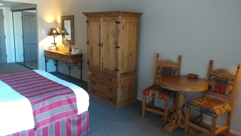 Beaver Creek Inn 30/50
