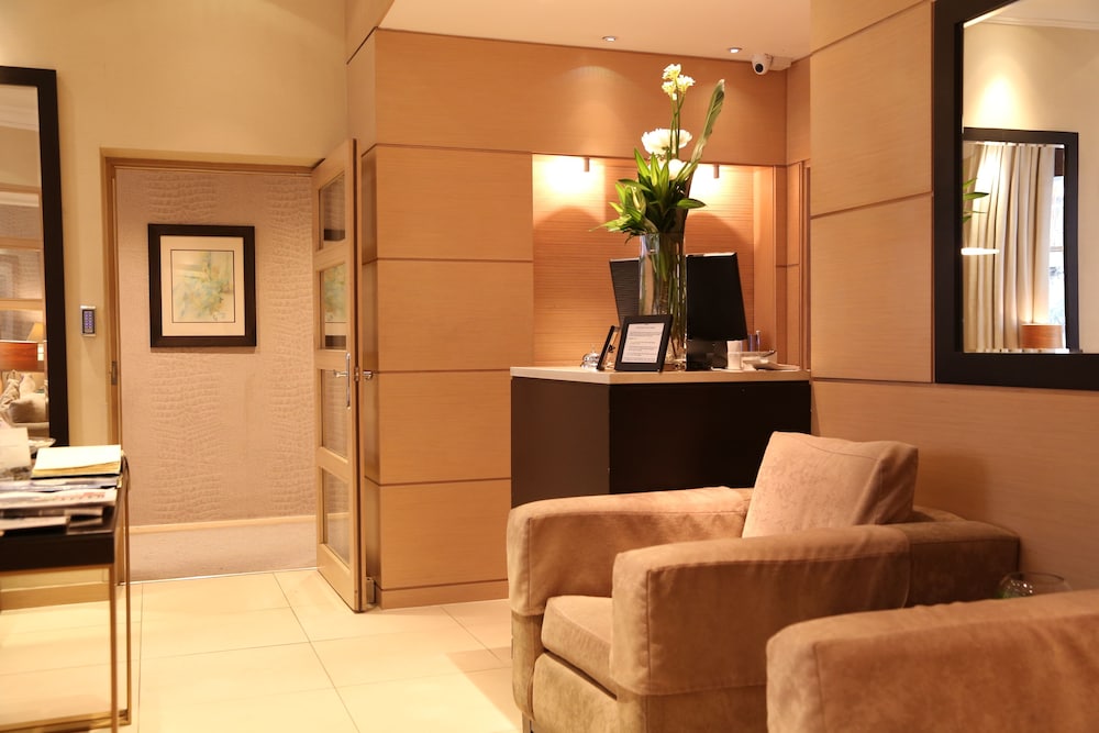 The Beaufort Knightsbridge 38/41