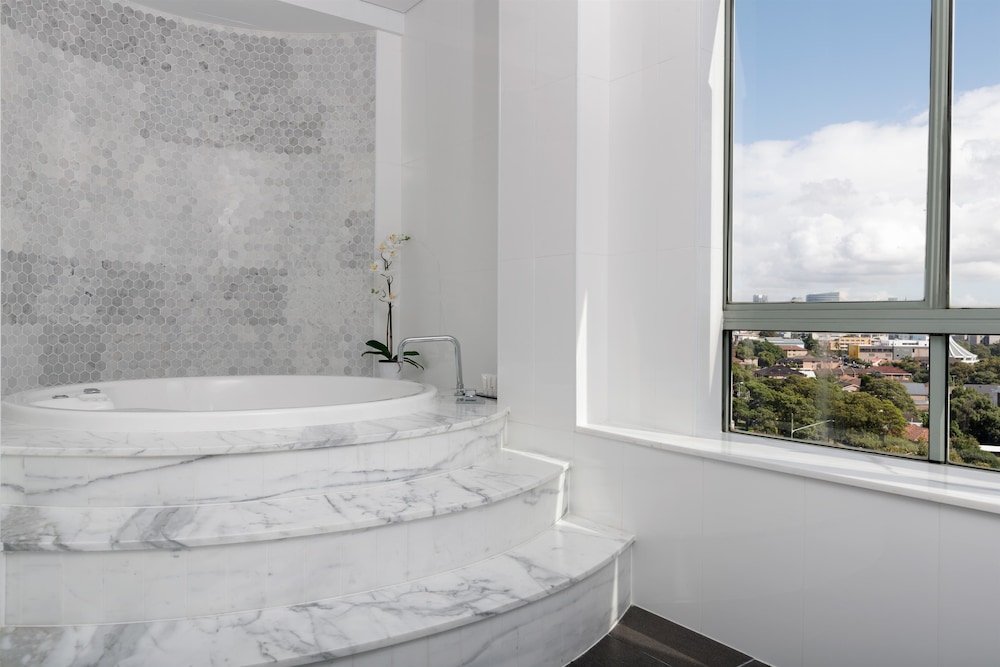 Rydges Parramatta 9/60