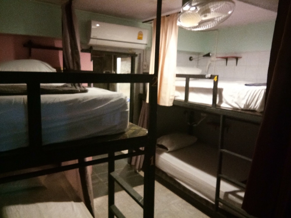 The 25 Hostel 11/23