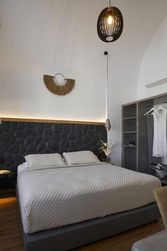 Oia Suites 14/50