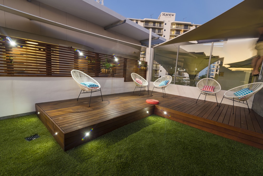 Beach Club Resort 64/71