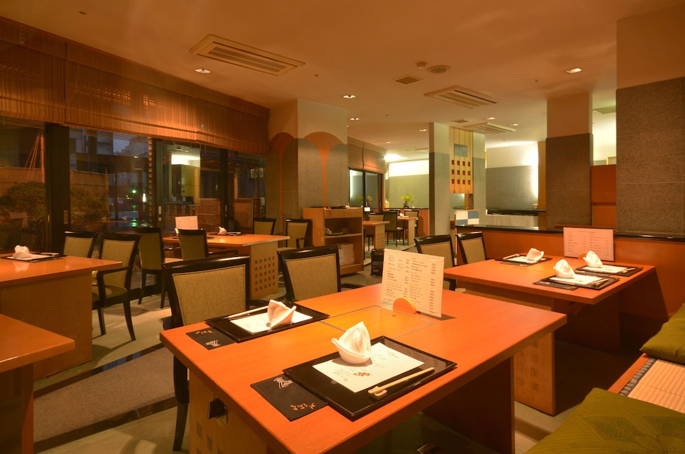 Kanazawa Hakuchoro Hotel Sanraku 31/48