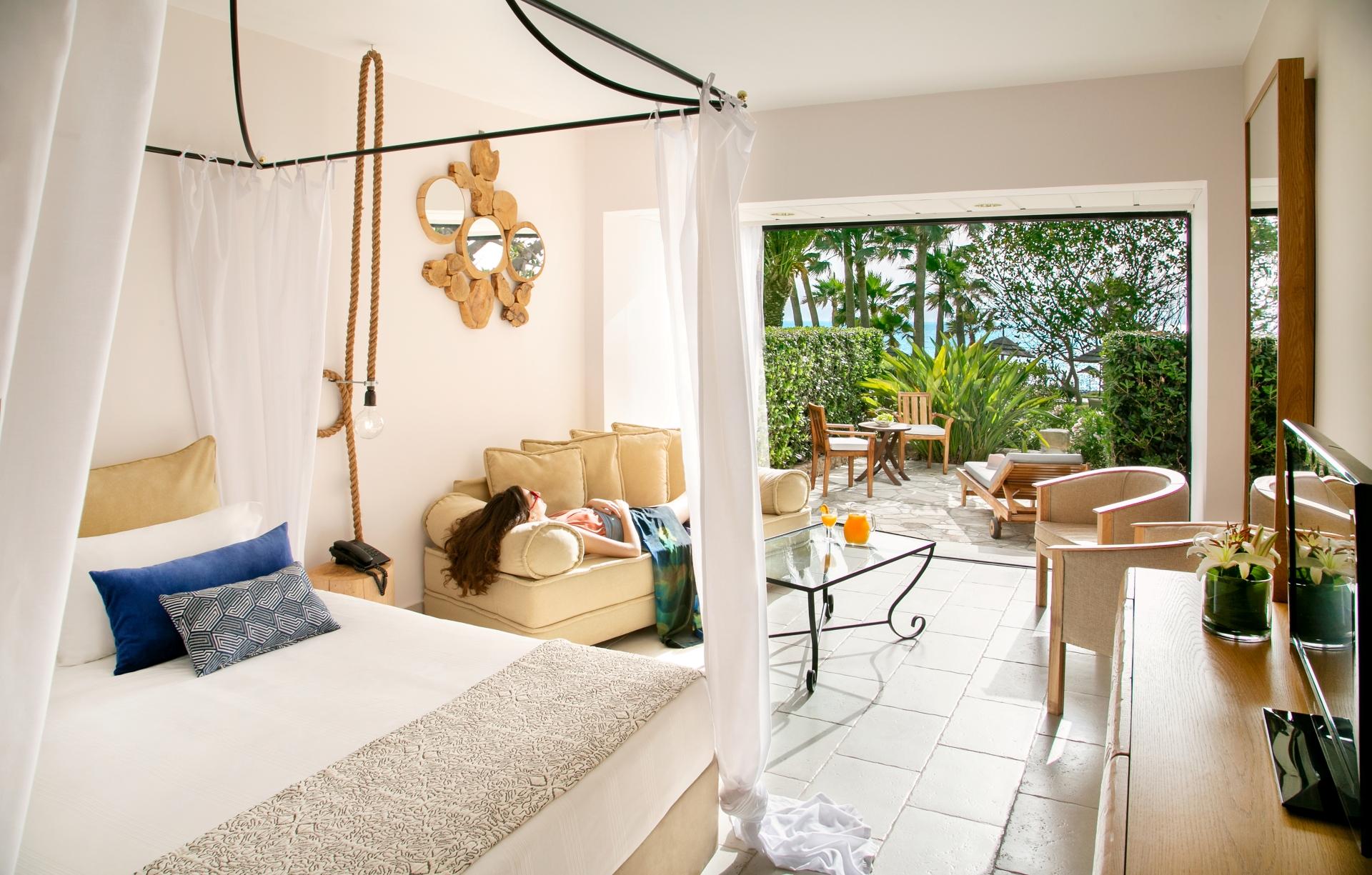 Garden, Junior Suite, Sea View, Private Garden