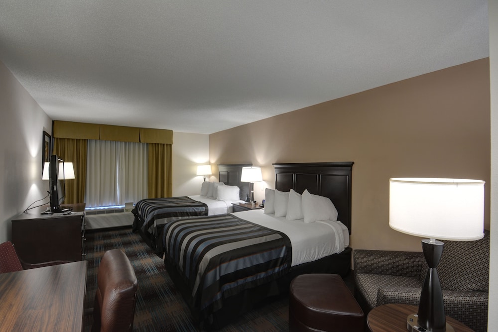 Spark by Hilton Charlotte Tyvola I-77 14/46
