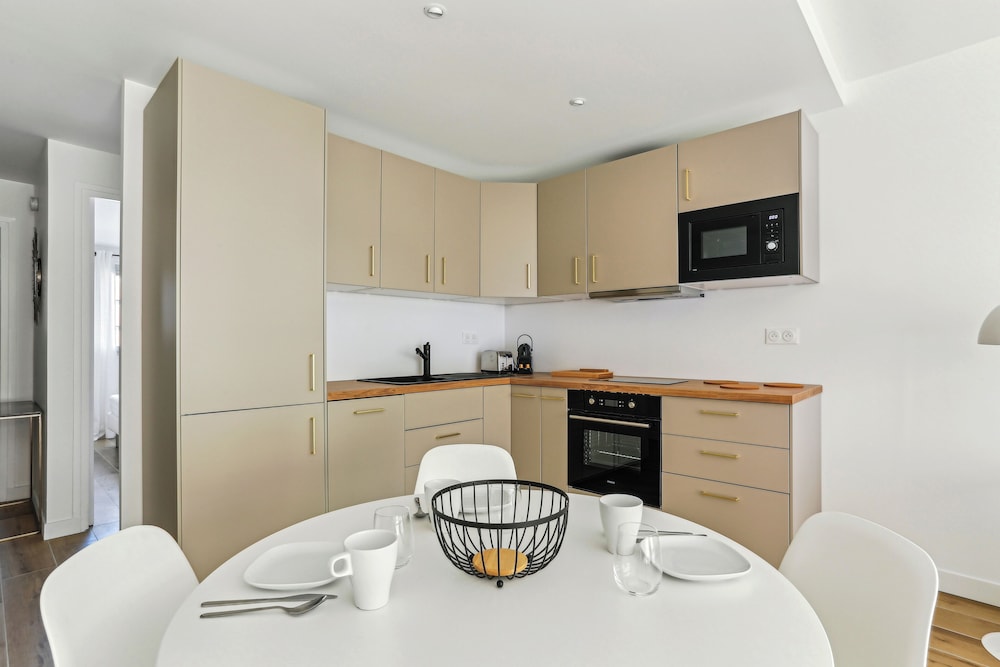 RESIDENCE AURMAT 56/69
