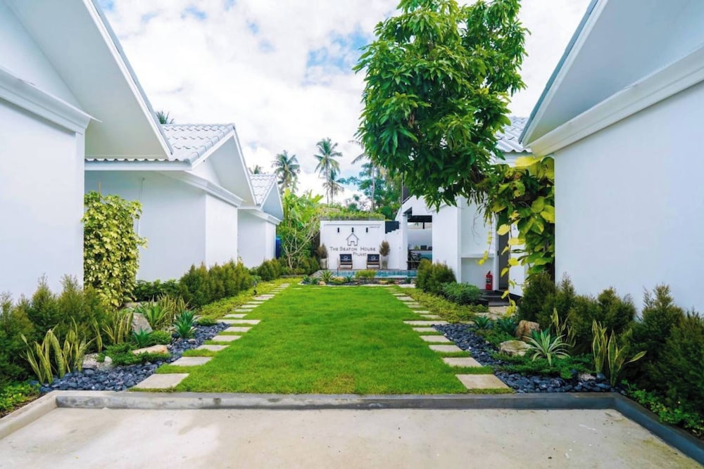 The Seaton House Phuket 42/50