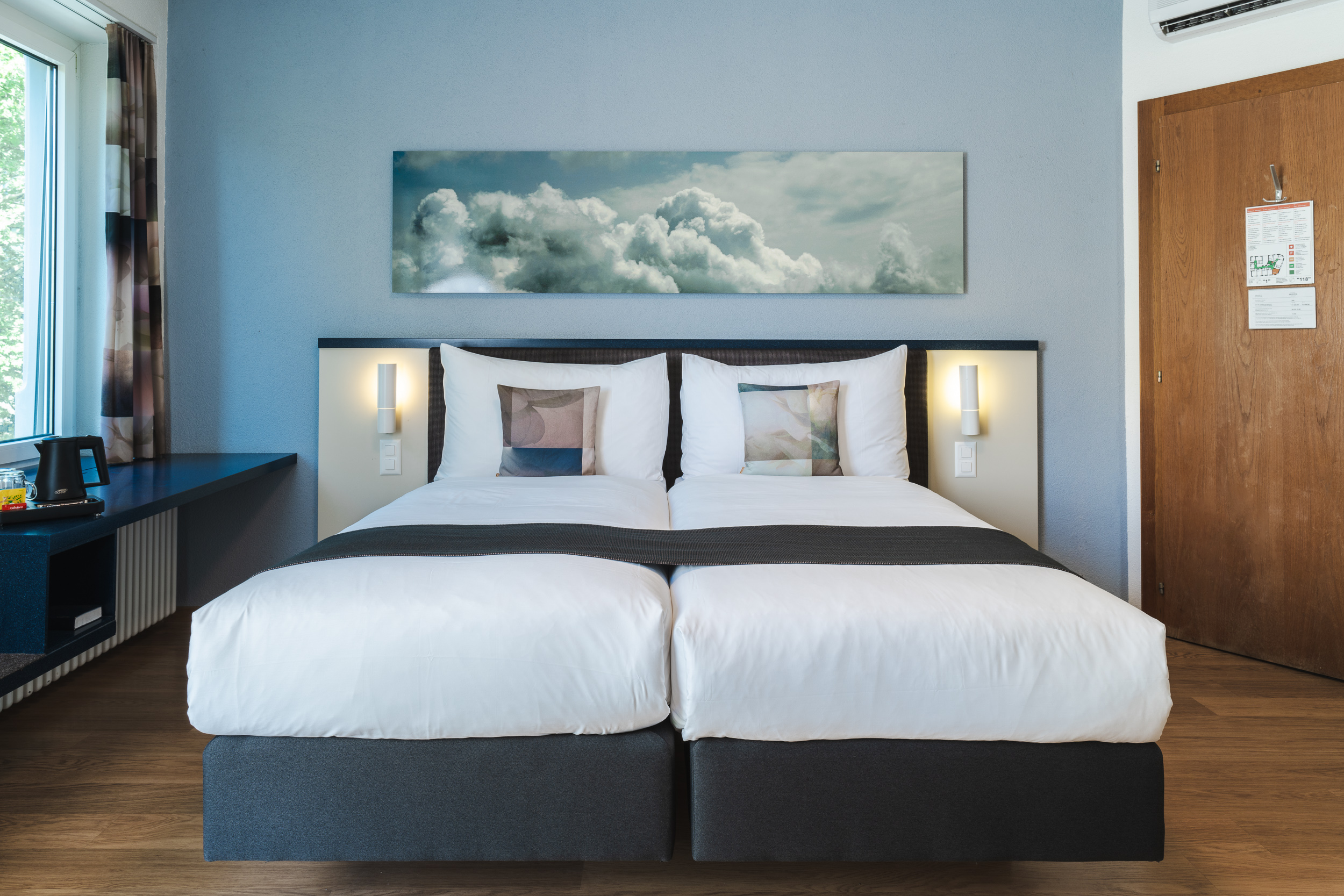 Room, Bristol Hotel Zurich 4/8