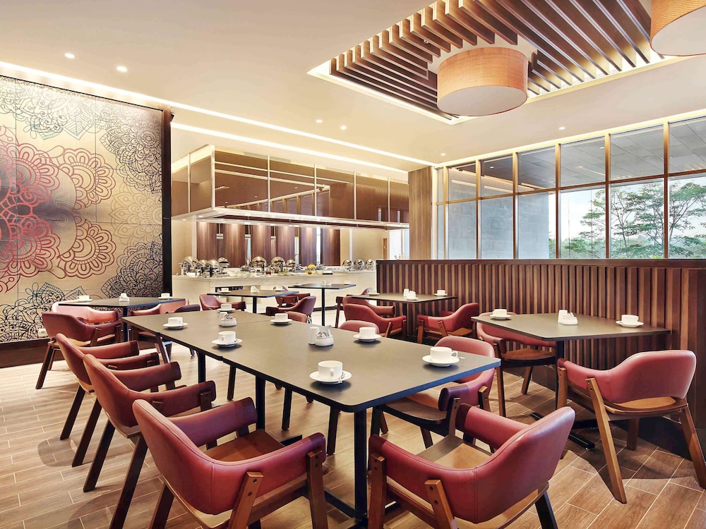 Mercure Karawang 55/66