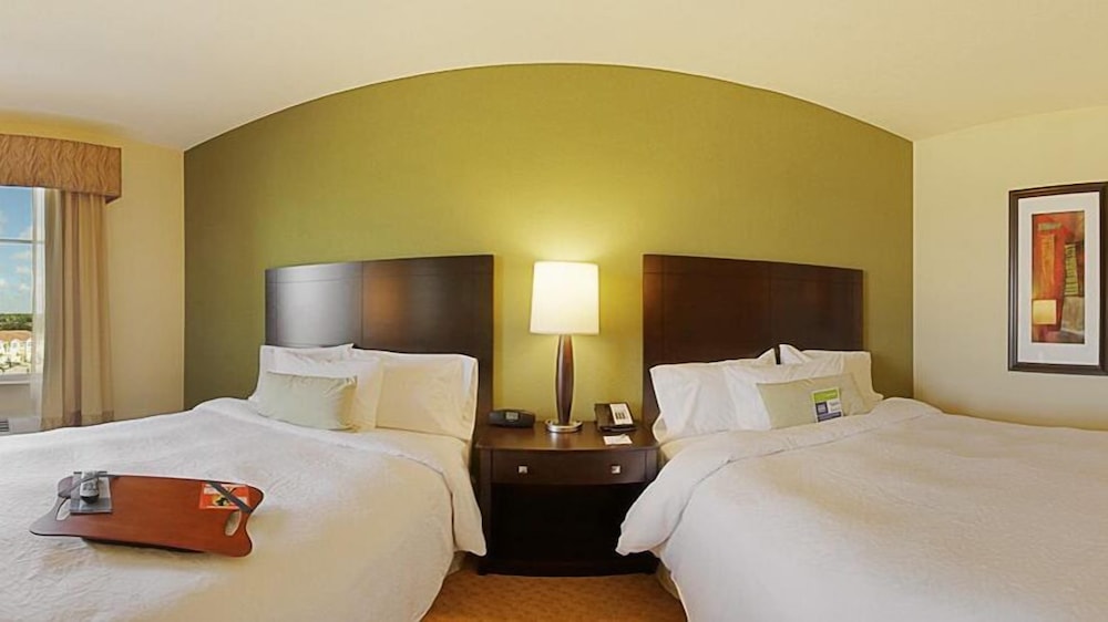 Hampton Inn and Suites Miami South Homestead 12/48