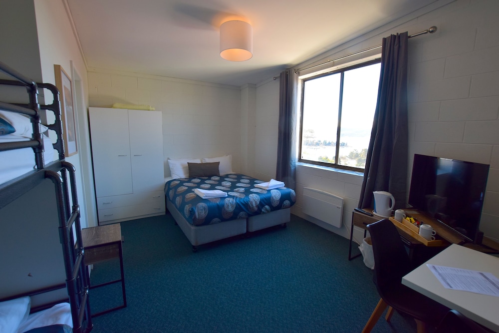 Alpine Resort Motel 20/50