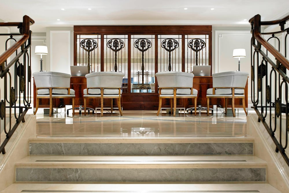 London Marriott Hotel Park Lane 40/49