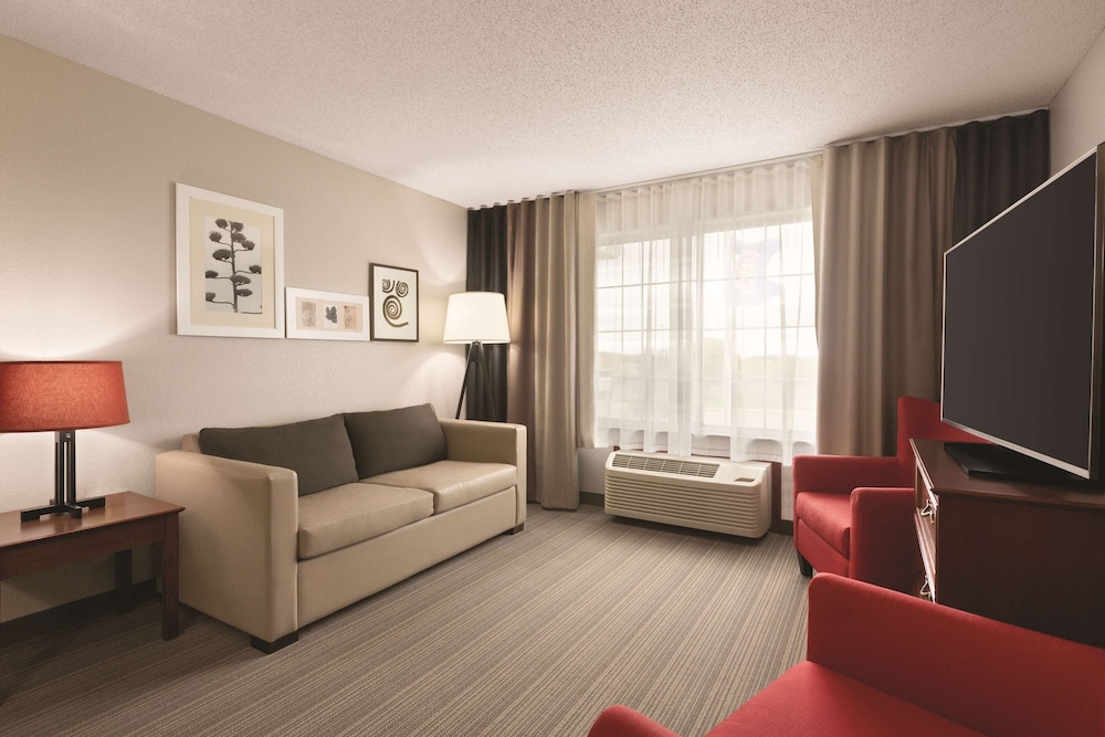 Country Inn Suites By Radisson Willmar Mn 22/39