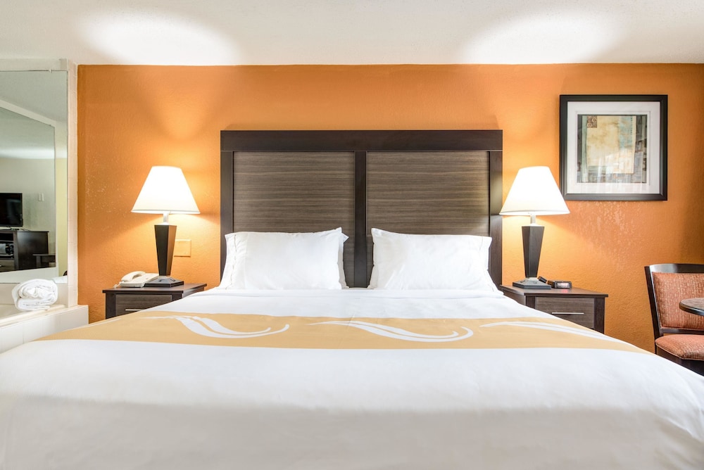 Quality Inn Creekside - Downtown Gatlinburg 21/45