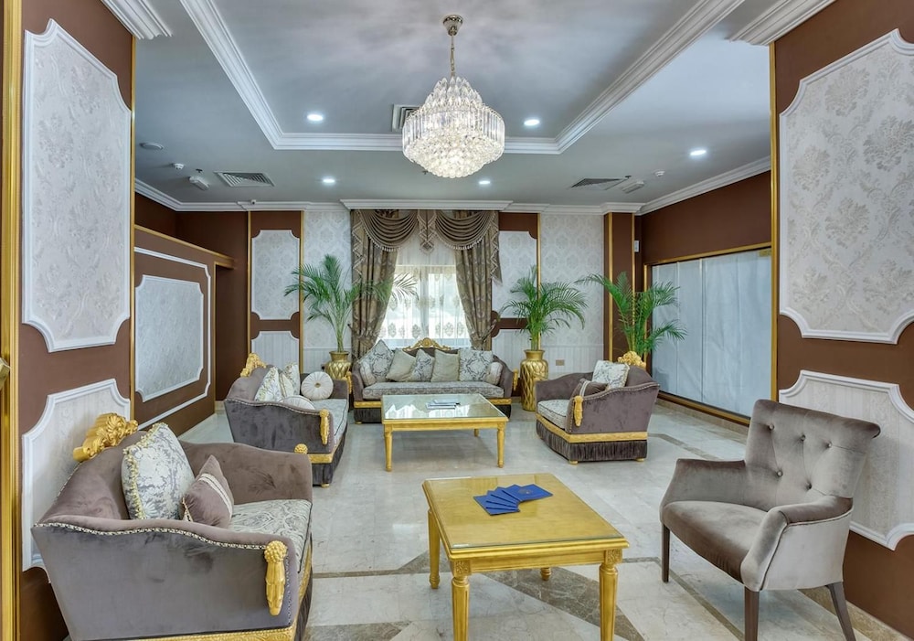 Royal Hotel Sharjah 19/24