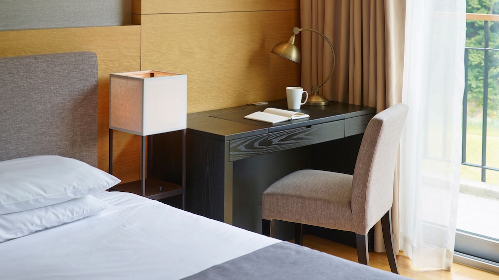 The Suites Hotel Namwon 19/75