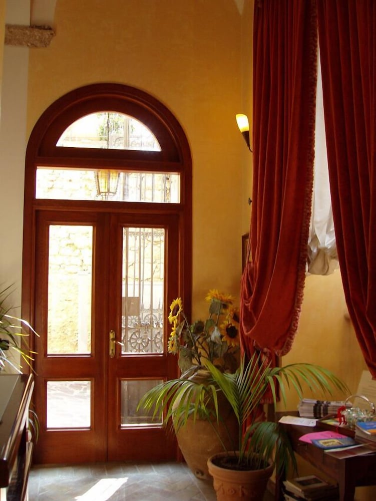 Hotel Il Cavalier D Arpino 33/62