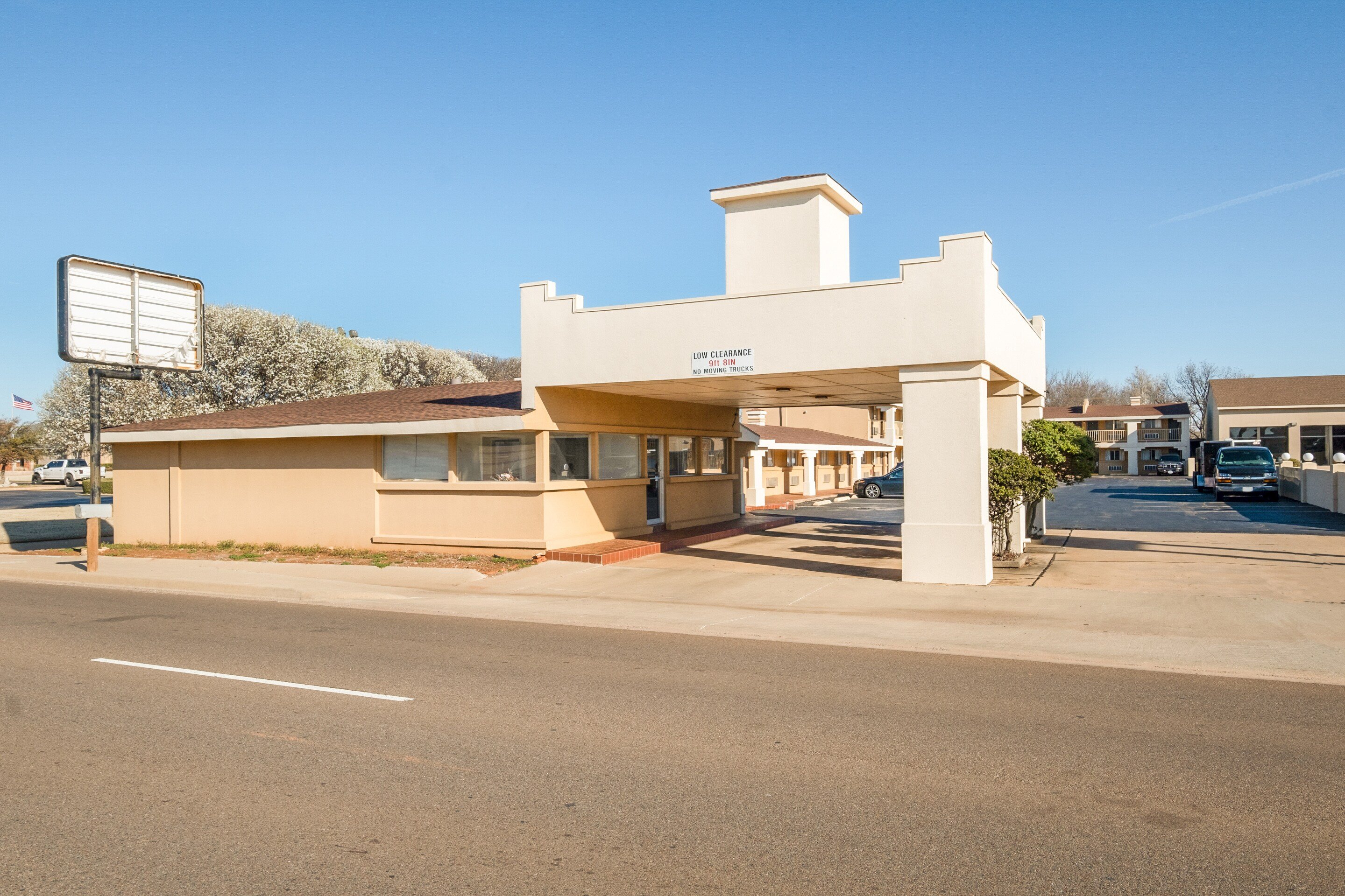 OYO Hotel Elk City OK Route 66 5/8