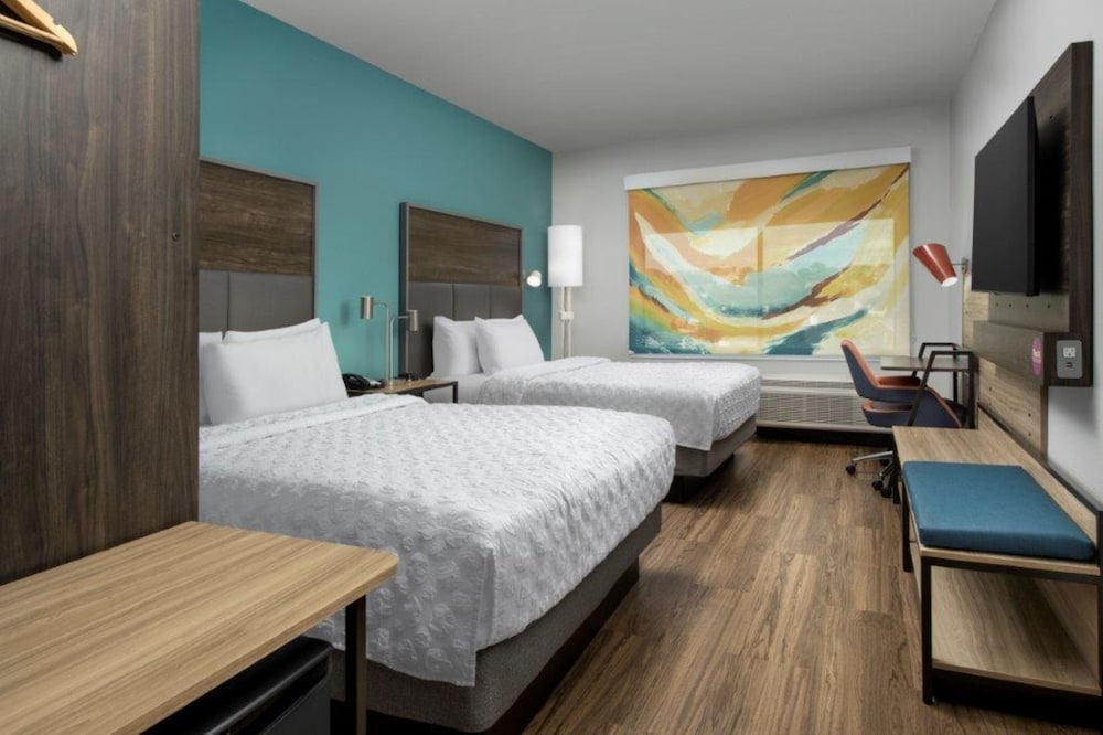 room, 2 queen beds