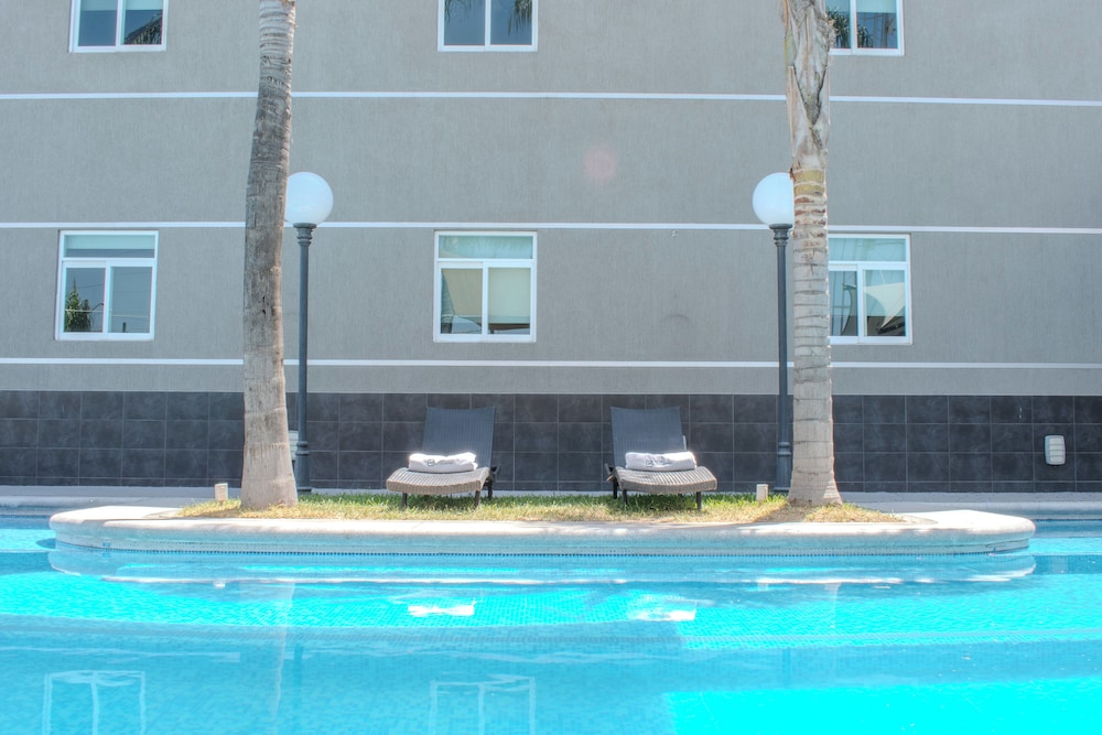 Hotel & Suites Aliana 22/50