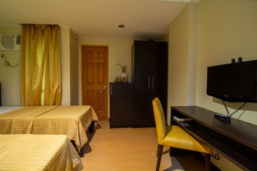 Festive Hotel Makati 36/60