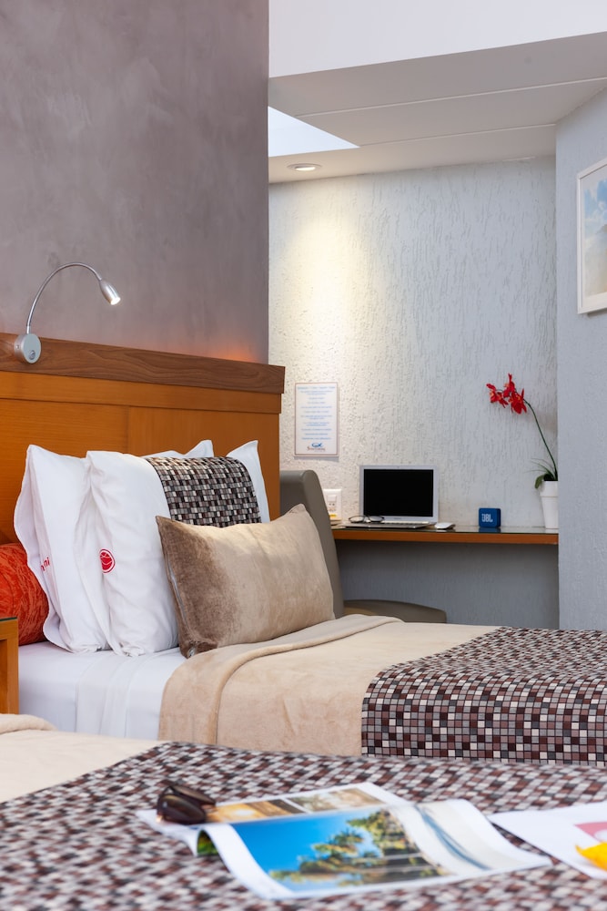Hotel Santorini 30/72