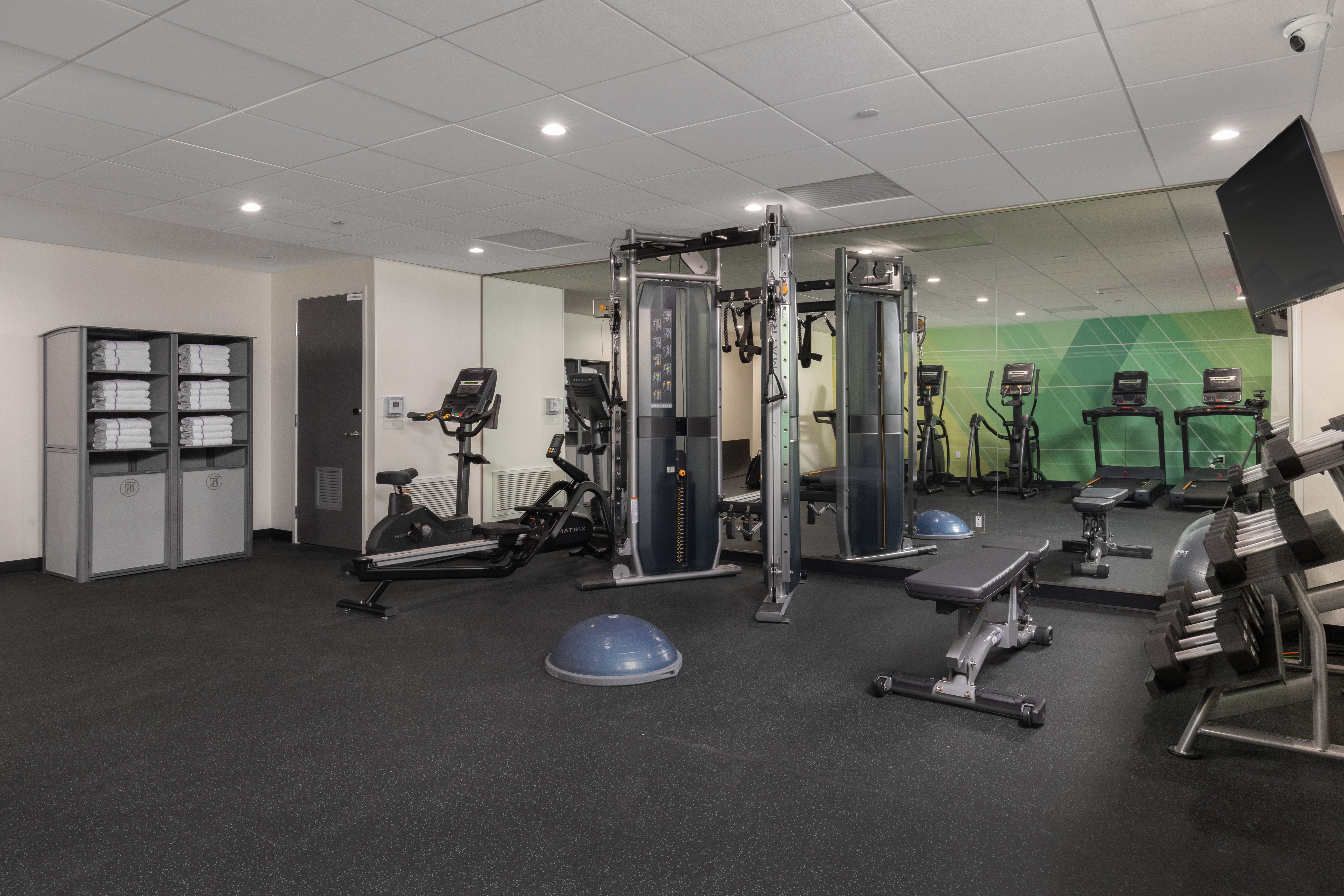 Holiday Inn & Suites Monterey Park Los Angeles, an IHG Hotel 19/50