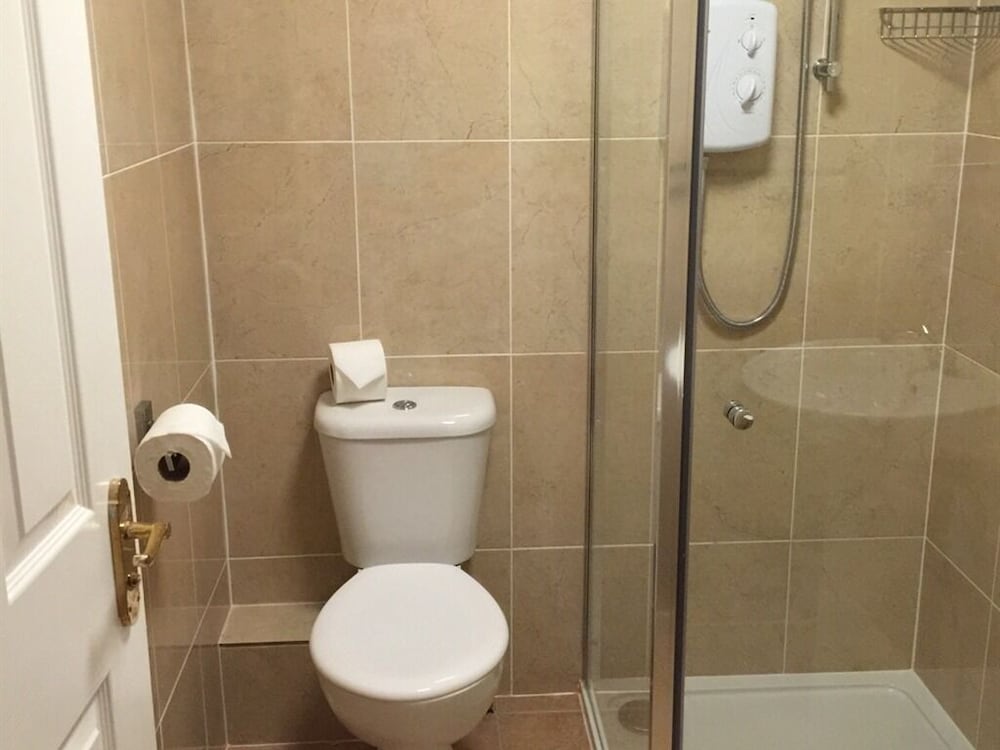Waverley Guest House 35/39