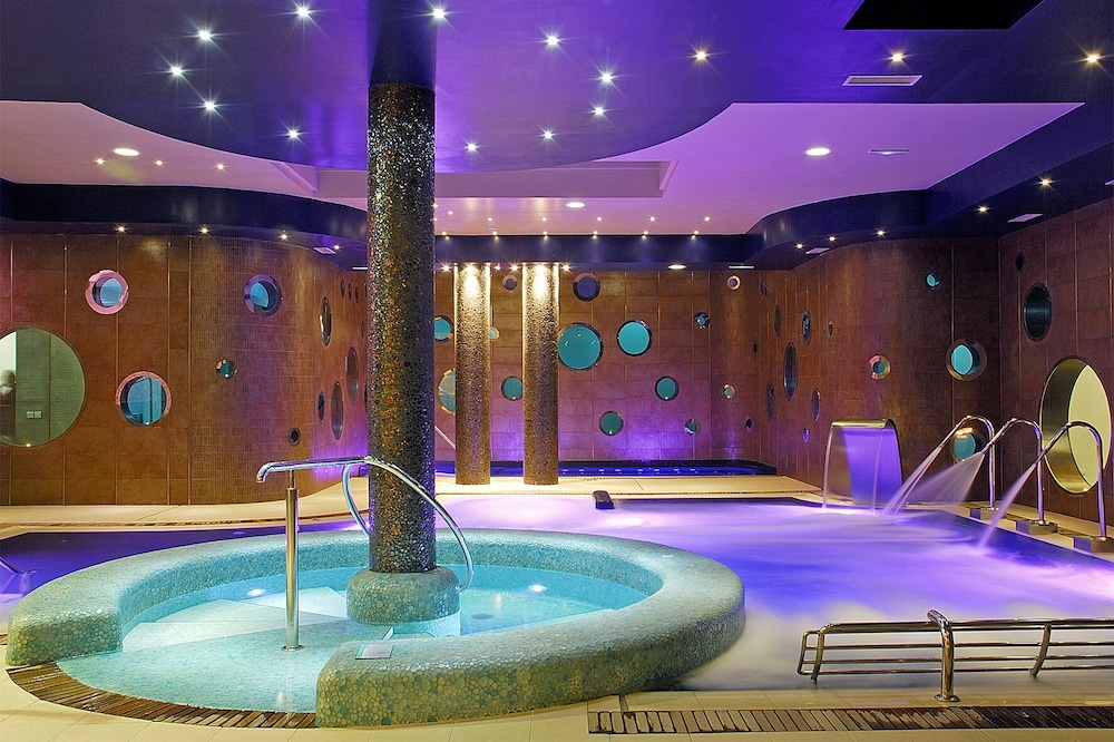 Marylanza Suites & Spa 15/50