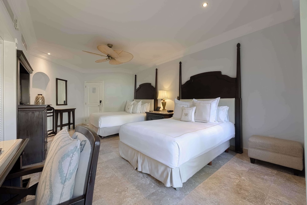 Luxury, King Bed