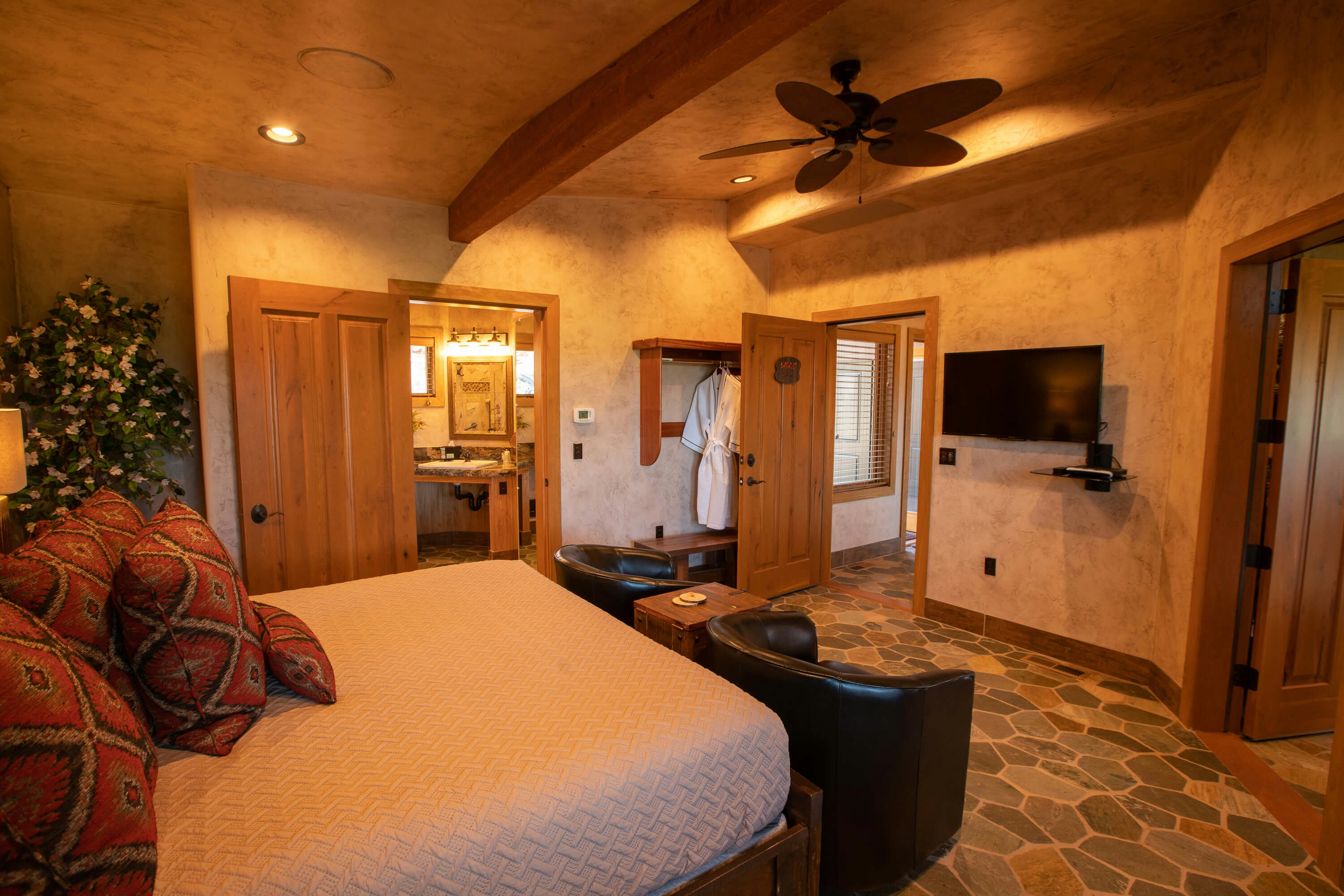 Cougar Ridge Lodge 28/79