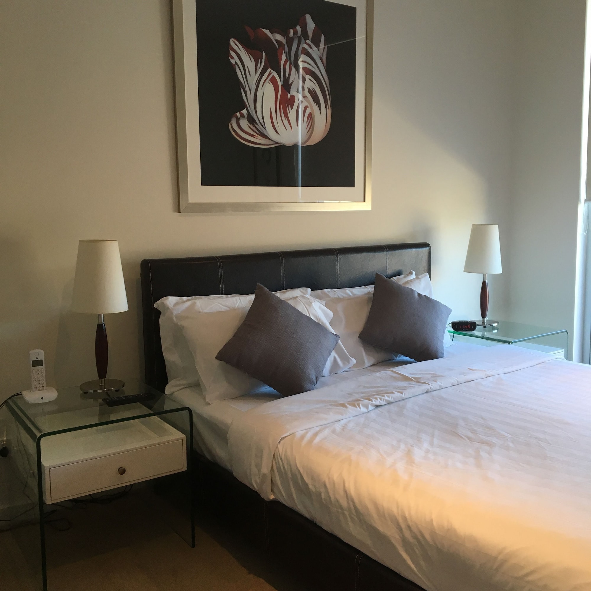 1 BEDROOM, EXECUTIVE, APARTMENT