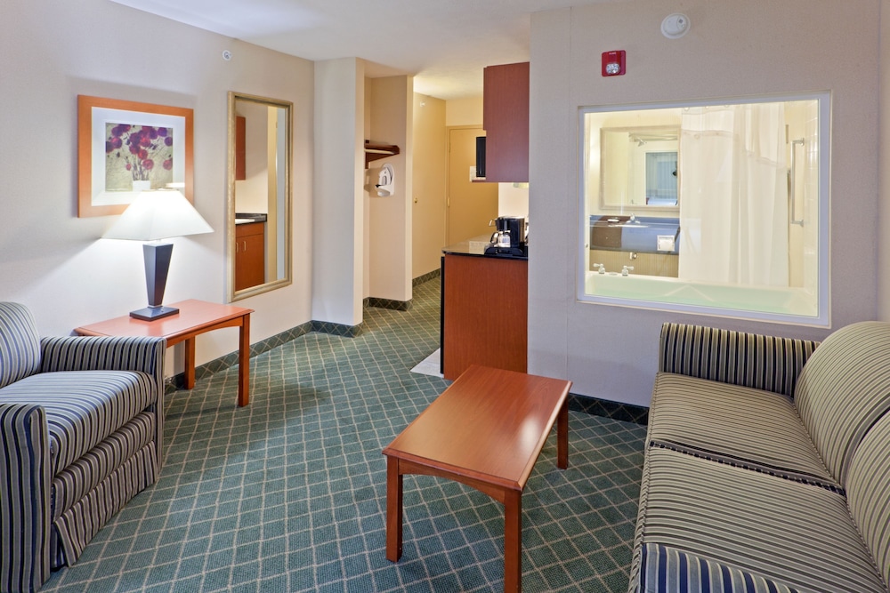 Holiday Inn Express Hotel Suites Kent State University 48/69