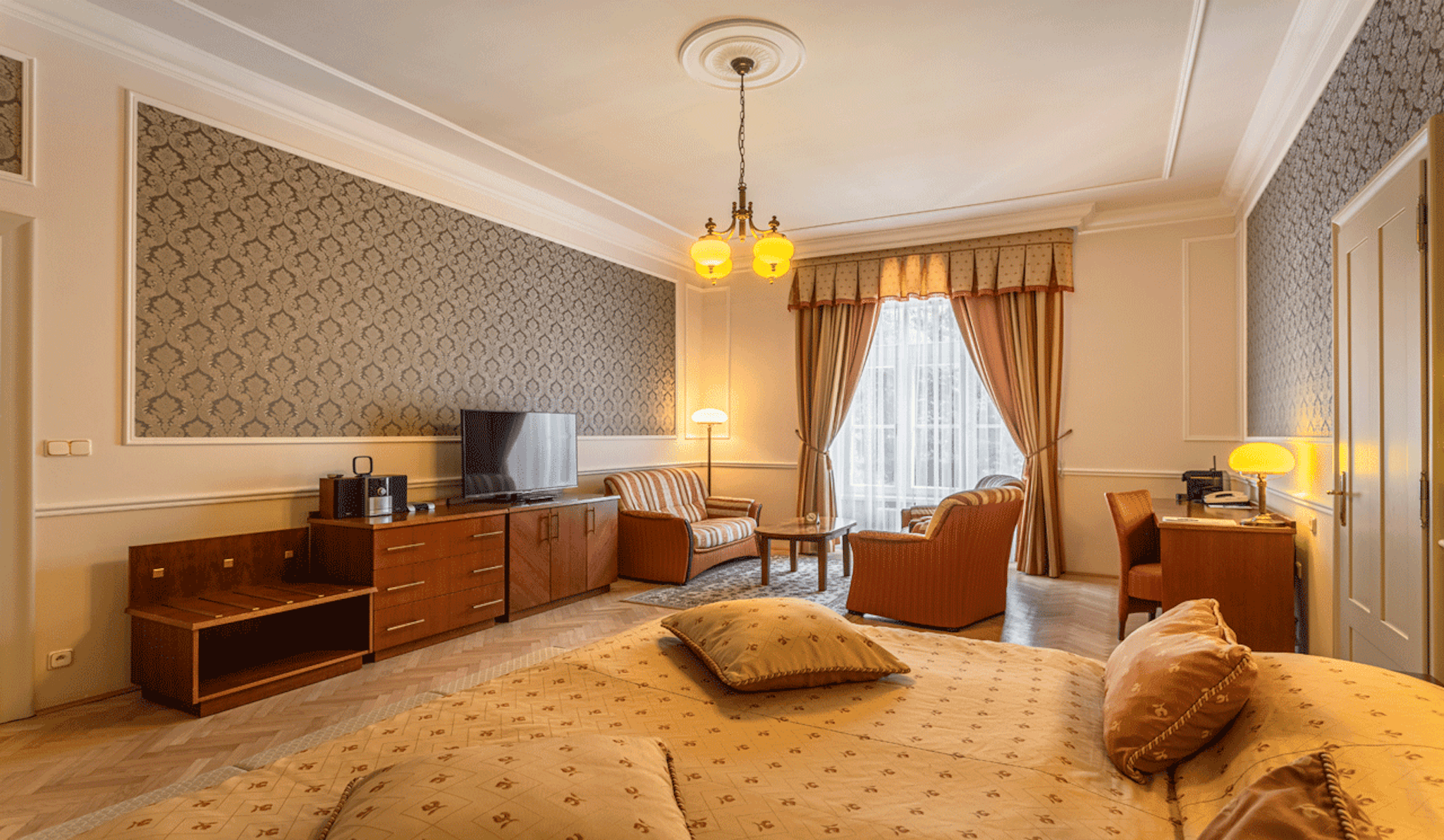 Hotel Radium Palace 44/46