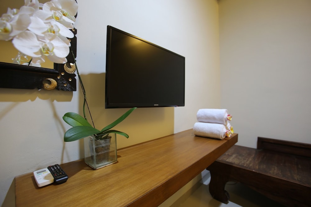 Rai House Sanur 34/40