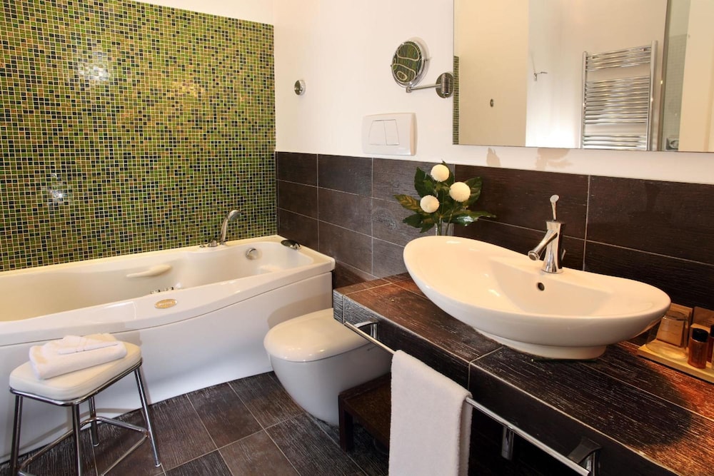 Vivaldi Luxury Rooms 57/63