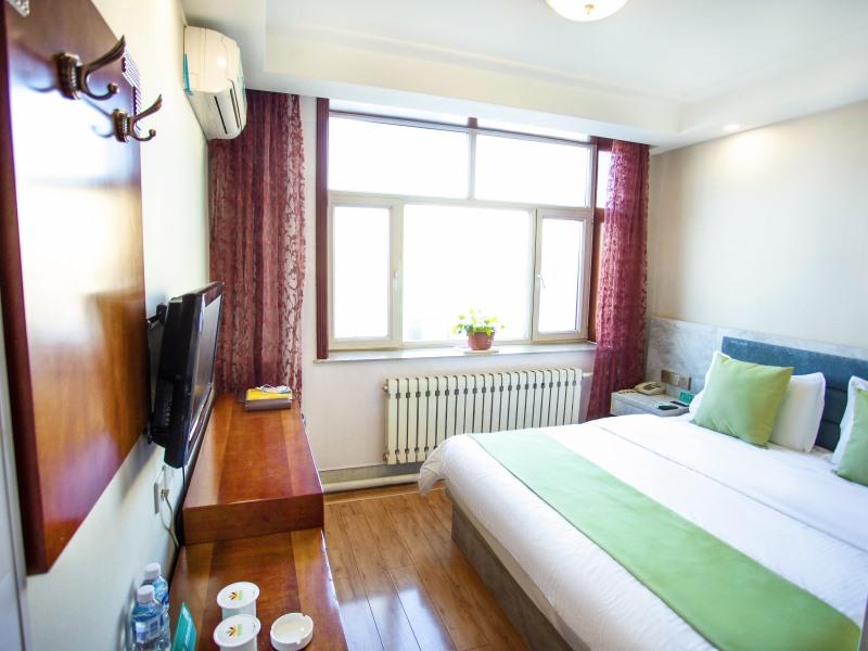 GreenTree Alliance Hulunbeier Zhalantun Railway Station Hotel 8/42