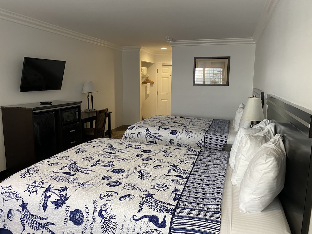 Ocean Surf Inn & Suites 13/73
