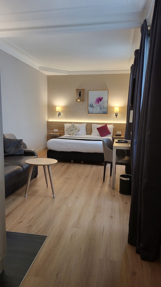Hotel Magda Champs Elysees 29/65