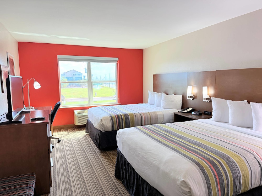 Country Inn & Suites by Radisson Harlingen, TX 25/67