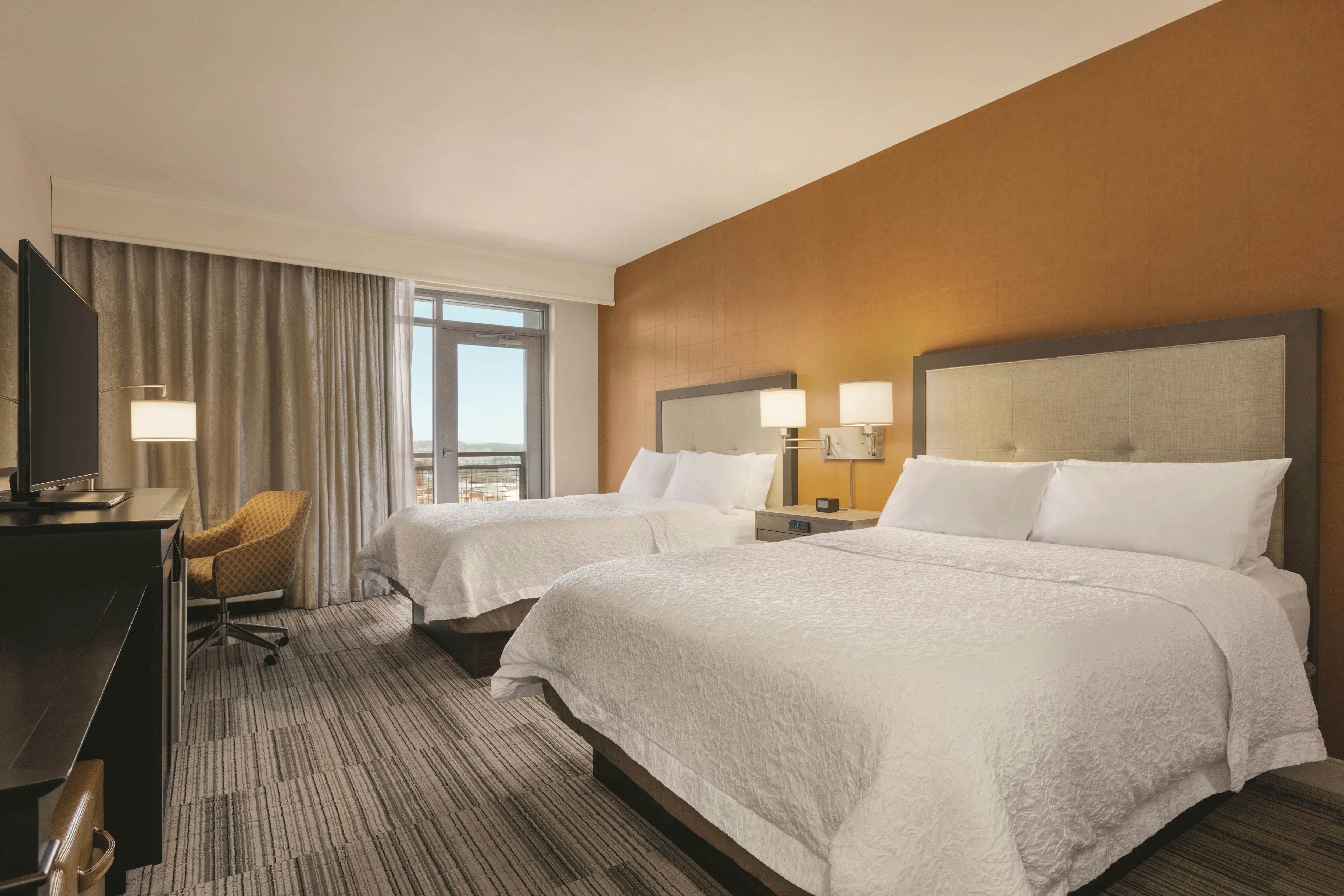 ROOM, 2 QUEEN BEDS, BALCONY