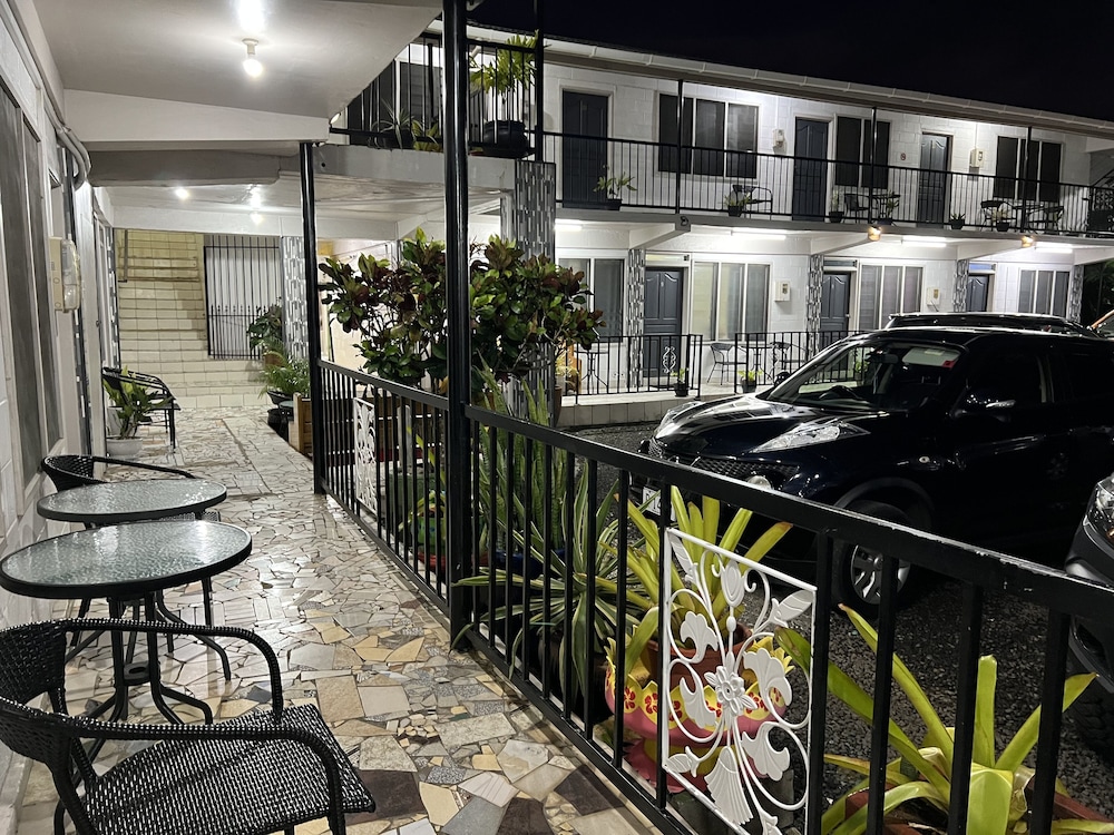 Moatoga Hotel 30/50