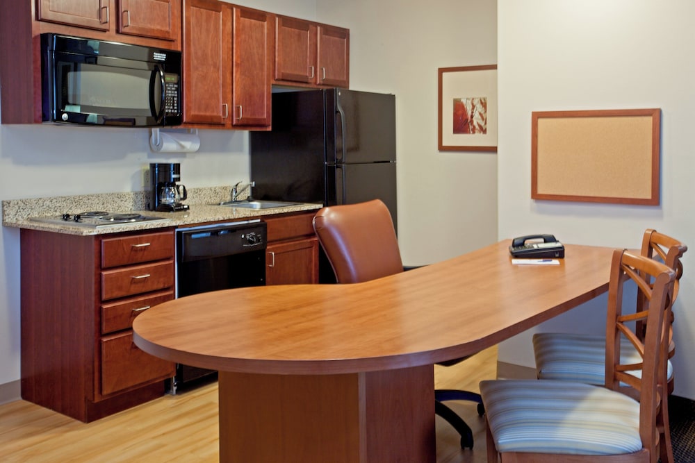 Candlewood Suites Houston Westchase Westheimer 36/39
