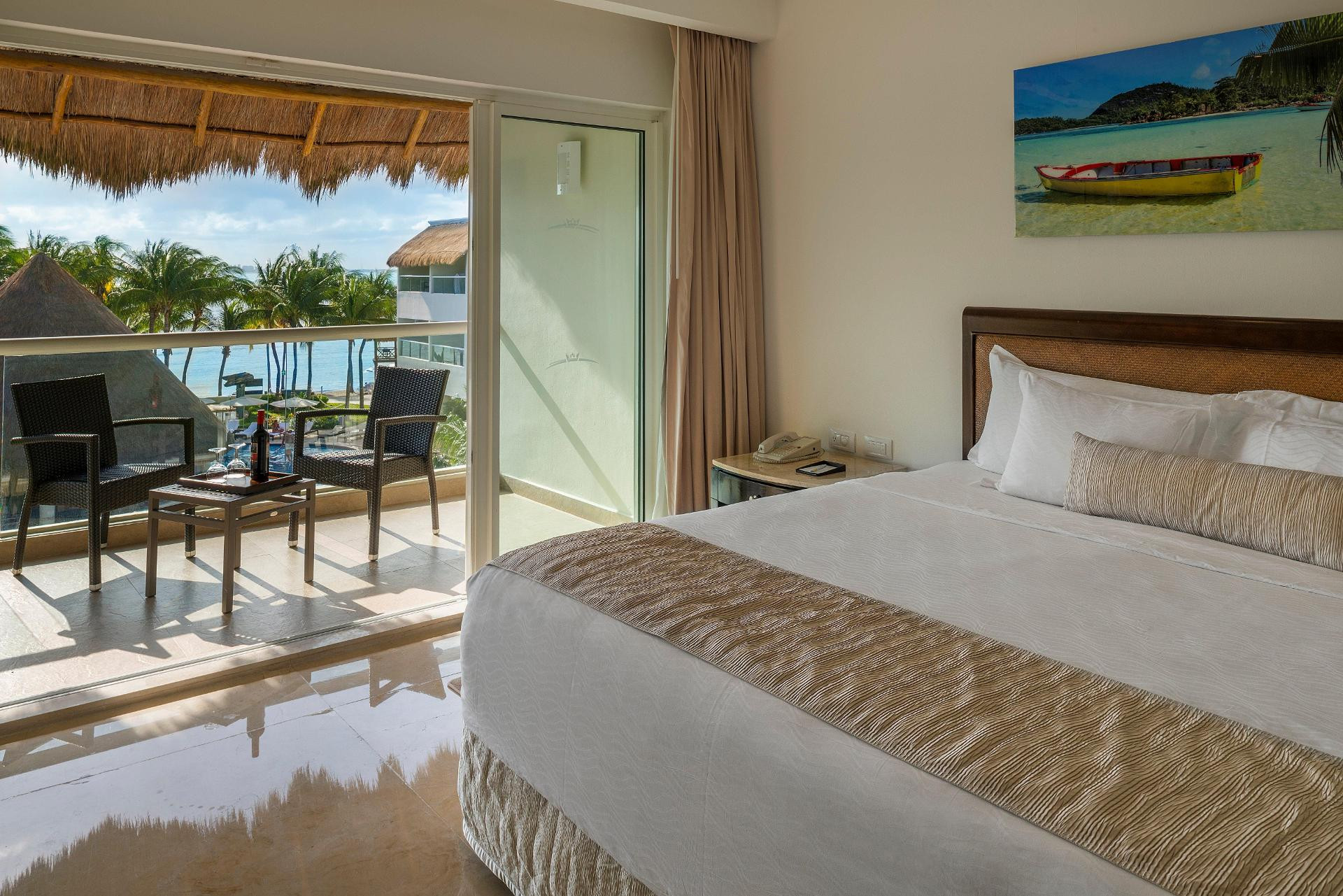 Deluxe, Sea View