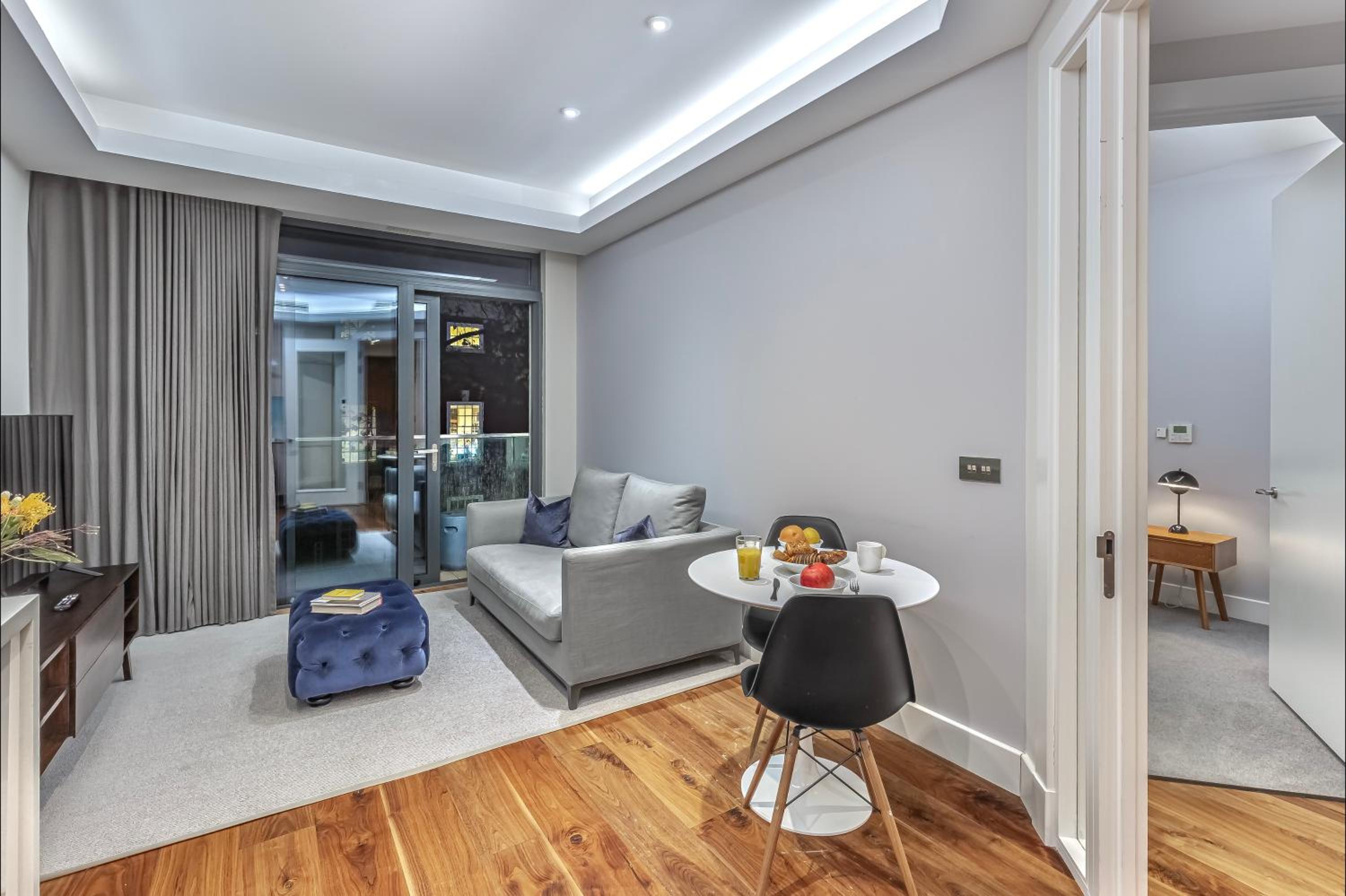 1 BEDROOM, APARTMENT