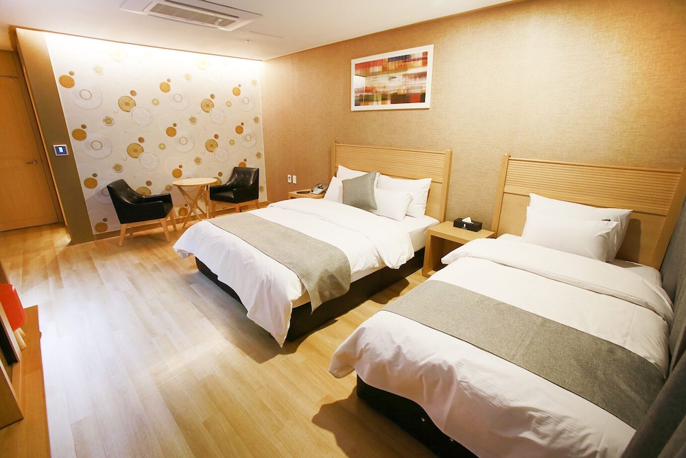 Hotel Golden Hill 31/65