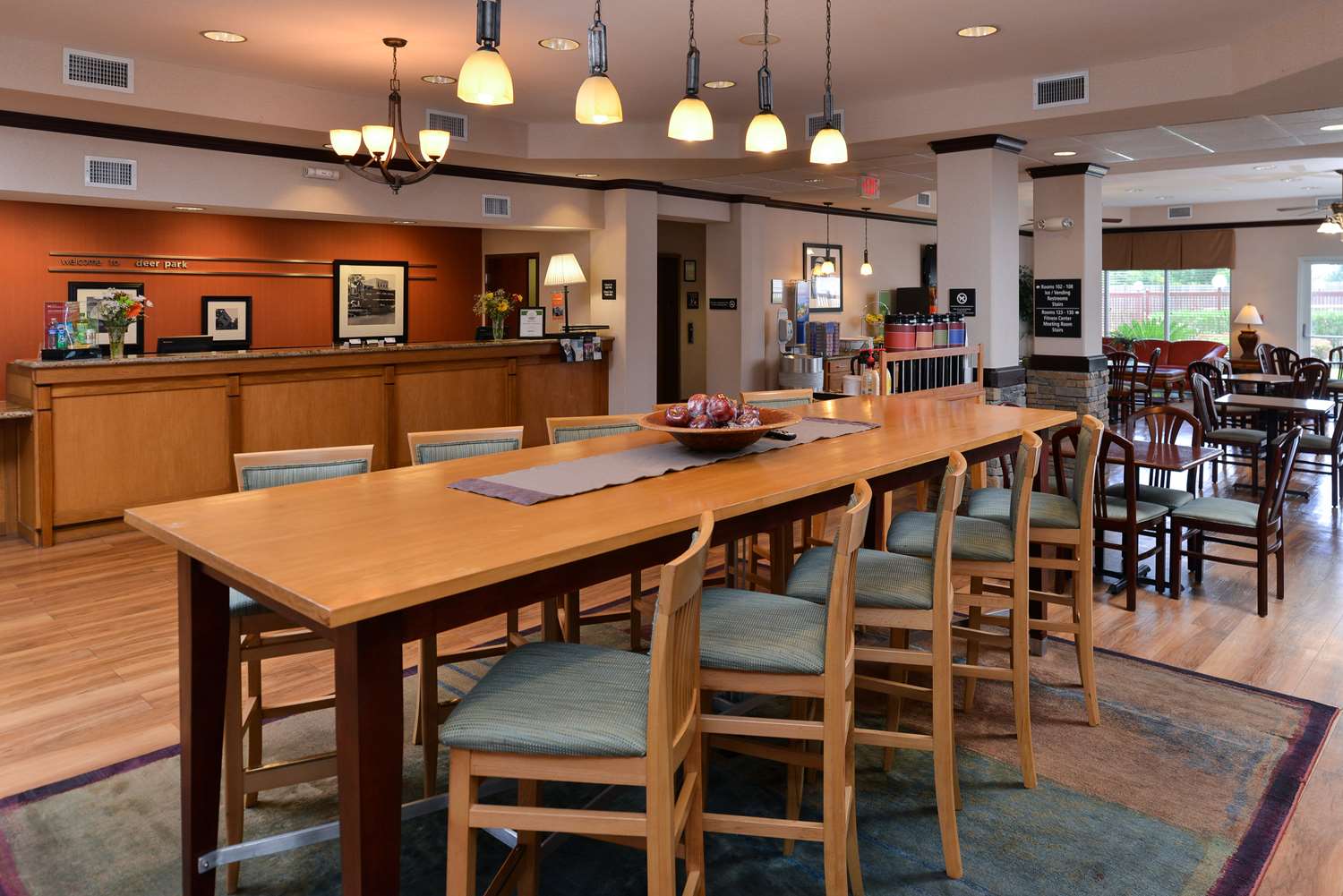 restaurant cafeteria