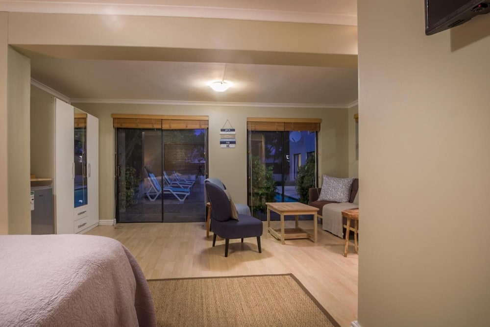 Atlantic Bay Lodge 12/46