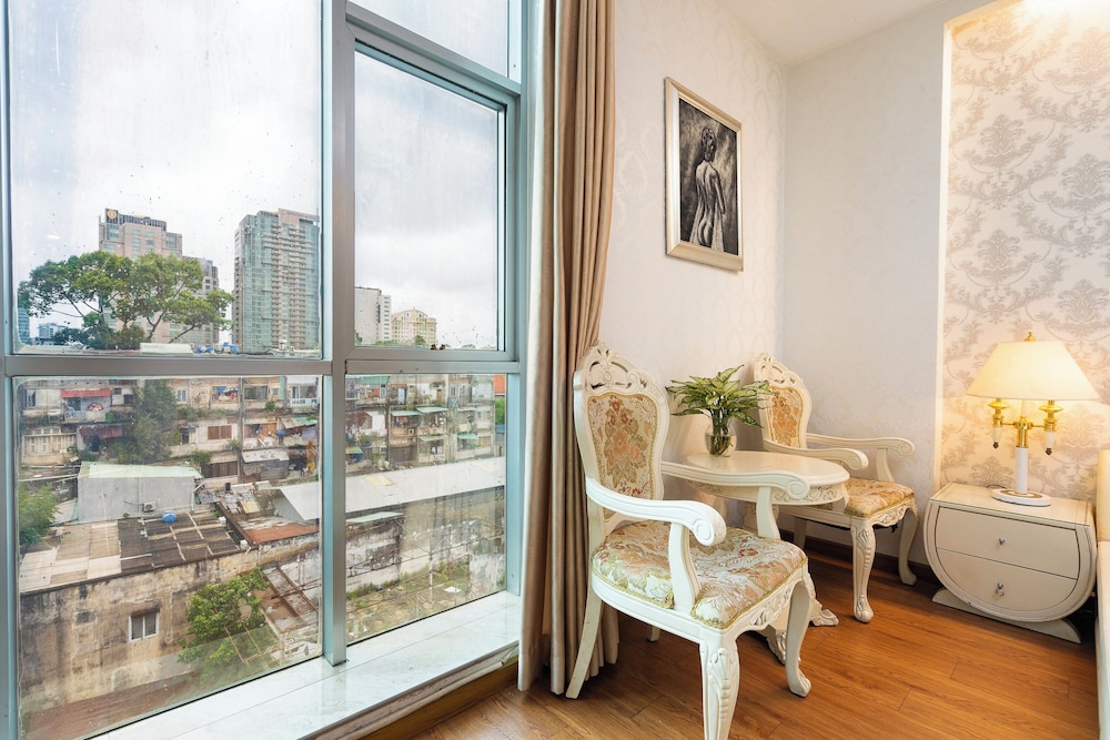 Golden Star Hotel 37/50
