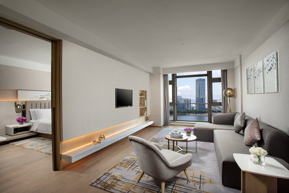 Crowne Plaza Fuzhou South 39/65